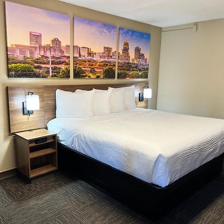 Days Inn By Wyndham Monroe Nc Экстерьер фото